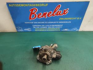 Używane Mechaniczna pompa paliwa Skoda Fabia II Combi 1.2 TDI 12V Greenline Cena na żądanie oferowane przez Benelux Zwijndrecht B.V.