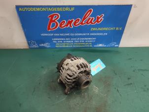 Gebruikte Dynamo Renault Clio III Estate/Grandtour (KR) 1.2 16V 75 Prijs op aanvraag aangeboden door Benelux Zwijndrecht B.V.