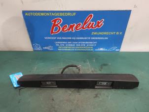 Gebruikte Kenteken Verlichting Renault Trafic (1FL/2FL/3FL/4FL) 1.6 dCi 120 Twin Turbo Prijs op aanvraag aangeboden door Benelux Zwijndrecht B.V.