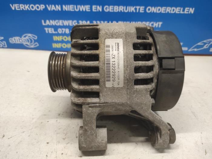 Dynamo från en Opel Agila (A) 1.2 16V Twin Port 2006