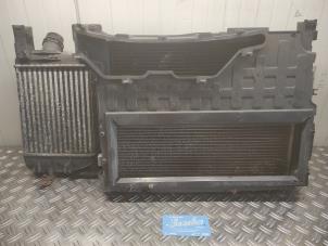 Begagnade Kylarsats Renault Clio IV (5R) 0.9 Energy TCE 90 12V Pris € 225,00 Marginaltabell erbjuds av Benelux Zwijndrecht B.V.