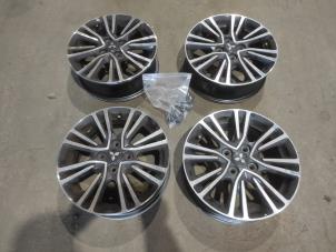 Begagnade Hjuluppsättning Mitsubishi Space Star (A0) 1.2 12V Pris € 375,00 Marginaltabell erbjuds av Benelux Zwijndrecht B.V.