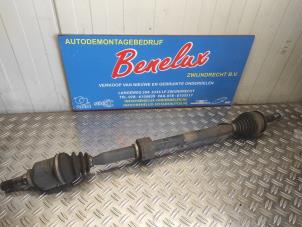 Używane Os napedowa prawy przód Toyota Auris (E15) 1.4 VVT-i 16V Cena na żądanie oferowane przez Benelux Zwijndrecht B.V.