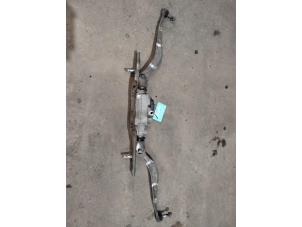 Begagnade Styrbox BMW 5 serie (F10) 530i 24V TwinPower Turbo Pris € 475,00 Marginaltabell erbjuds av Benelux Zwijndrecht B.V.