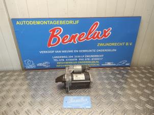 Używane Rozrusznik Opel Corsa E 1.2 16V Cena € 25,00 Procedura marży oferowane przez Benelux Zwijndrecht B.V.