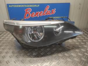 Gebruikte Koplamp rechts BMW 5 serie (E60) 520i 24V Prijs op aanvraag aangeboden door Benelux Zwijndrecht B.V.