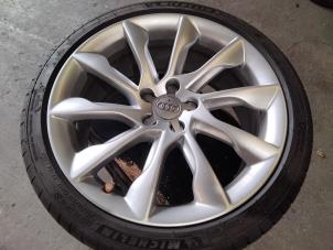 Gebruikte Velg + Band Audi A5 Sportback (8TA) 1.8 TFSI 16V Prijs op aanvraag aangeboden door Benelux Zwijndrecht B.V.
