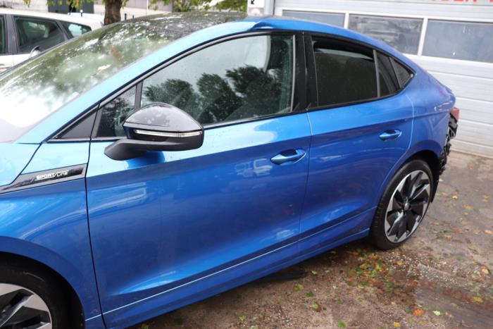 Deur 4Deurs links-voor van een Skoda Enyaq iV Coupe 60 2024