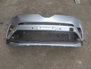 Gebruikte Voorbumper Toyota C-HR (X1,X5) Prijs op aanvraag aangeboden door Benelux Zwijndrecht B.V.