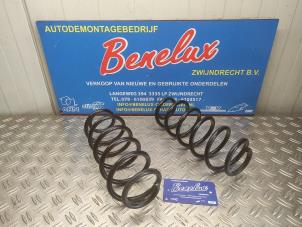 Gebruikte Veerschroef achter Suzuki Swift (ZA/ZC/ZD1/2/3/9) 1.3 VVT 16V Prijs op aanvraag aangeboden door Benelux Zwijndrecht B.V.