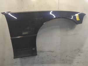 Gebruikte Voorscherm rechts BMW 3 serie (E36/2) 316i Prijs € 75,00 Margeregeling aangeboden door Benelux Zwijndrecht B.V.