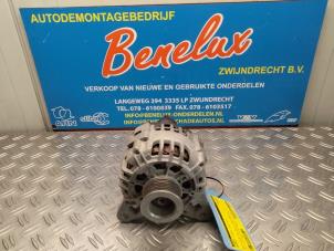 Gebruikte Dynamo Renault Twingo II (CN) 1.2 16V LEV Prijs op aanvraag aangeboden door Benelux Zwijndrecht B.V.