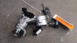 Gebruikte Slotenset Cilinder (compleet) Opel Insignia Sports Tourer 2.0 CDTI 16V 160 Ecotec Prijs op aanvraag aangeboden door Autodemontage Joko B.V.