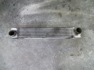 Begagnade Laddluftkylare BMW 5 serie Touring (E61) 520d 16V Pris på förfrågan erbjuds av Autodemontage Joko B.V.