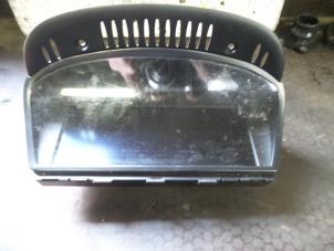 Begagnade Innerdisplay BMW 5 serie Touring (E61) 520d 16V Pris på förfrågan erbjuds av Autodemontage Joko B.V.