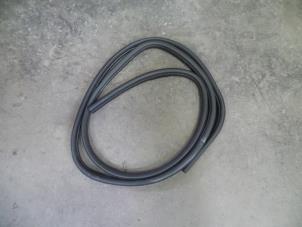 Gebruikte Portierrubber 2Deurs links Ford Focus 2 2.5 20V ST Prijs op aanvraag aangeboden door Autodemontage Joko B.V.