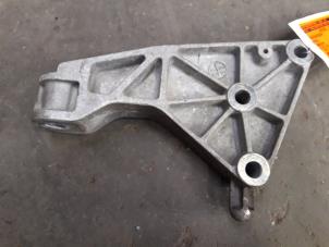 Gebruikte Motorsteun Opel Meriva 1.4 Turbo 16V ecoFLEX Prijs op aanvraag aangeboden door Autodemontage Joko B.V.