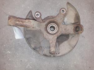 Begagnade Spindel, höger fram Daihatsu Terios (J1) 1.3 16V 4x4 Pris på förfrågan erbjuds av Autodemontage Joko B.V.