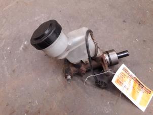 Begagnade Huvudcylinder Daihatsu Terios (J1) 1.3 16V 4x4 Pris på förfrågan erbjuds av Autodemontage Joko B.V.