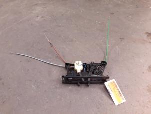 Begagnade Värmekontrollpanel Daihatsu Terios (J1) 1.3 16V 4x4 Pris på förfrågan erbjuds av Autodemontage Joko B.V.