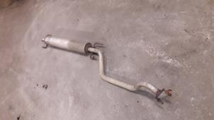 Begagnade Ljuddämpare, mitten Opel Zafira (F75) 1.6 16V Pris på förfrågan erbjuds av Autodemontage Joko B.V.