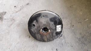 Gebruikte Rembekrachtiger Ford Mondeo III Wagon 2.0 TDCi 130 16V Prijs op aanvraag aangeboden door Autodemontage Joko B.V.