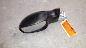 Begagnade Skärmspegel, vänster Citroen Xsara Picasso (CH) 1.6 Pris på förfrågan erbjuds av Autodemontage Joko B.V.