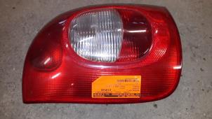 Begagnade Baklykta, vänster Citroen Xsara Picasso (CH) 1.6 Pris på förfrågan erbjuds av Autodemontage Joko B.V.