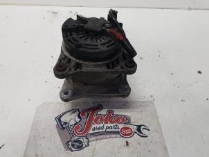 Begagnade Dynamo Renault Clio III (BR/CR) 1.6 16V Pris på förfrågan erbjuds av Autodemontage Joko B.V.