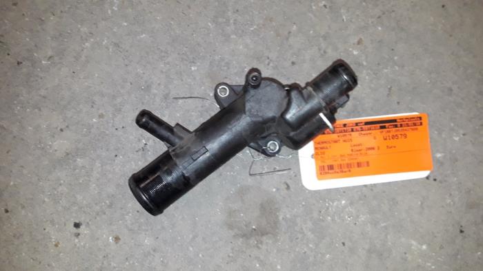 Termostathus från en Renault Clio II Societe (SB) 1.5 dCi 68 2006