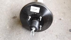 Begagnade Bromsservo Ford B-Max (JK8) 1.0 EcoBoost 12V 100 Van Pris på förfrågan erbjuds av Autodemontage Joko B.V.