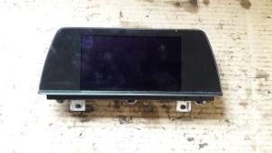 Begagnade Innerdisplay BMW 3 serie Touring (F31) 318d 2.0 16V Pris på förfrågan erbjuds av Autodemontage Joko B.V.