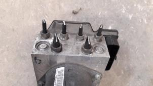 Begagnade ABS-pump Ford Galaxy (WA6) 2.0 TDCi 16V 140 Pris på förfrågan erbjuds av Autodemontage Joko B.V.