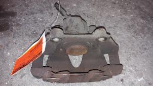 Gebruikte Remklauw (Tang) links-voor Volkswagen Golf IV (1J1) 2.3 V5 GTI Prijs op aanvraag aangeboden door Autodemontage Joko B.V.