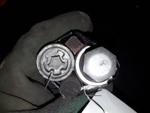 Begagnade Hjullåssats Volkswagen Polo V (6R) 1.6 TDI 16V 90 Pris på förfrågan erbjuds av Autodemontage Joko B.V.