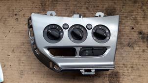 Begagnade Värmekontrollpanel Ford Focus 3 1.6 TDCi 95 Pris på förfrågan erbjuds av Autodemontage Joko B.V.