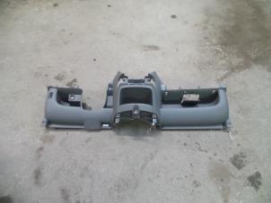 Gebruikte Dashboard Toyota Aygo (B10) 1.0 12V VVT-i Prijs op aanvraag aangeboden door Autodemontage Joko B.V.