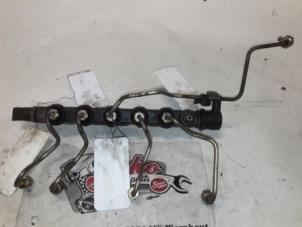 Begagnade Bränsleledningsset Opel Vivaro 2.0 CDTI Pris på förfrågan erbjuds av Autodemontage Joko B.V.