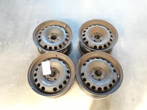 Używane Zestaw obreczy Opel Vectra C Caravan 1.9 CDTI 120 Cena na żądanie oferowane przez Autodemontage Joko B.V.