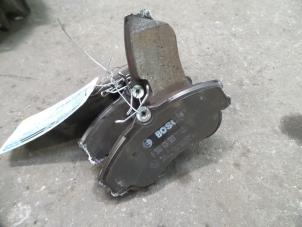 Begagnade Främre bromsbelägg Citroen Xsara Picasso (CH) 1.8 16V Pris på förfrågan erbjuds av Autodemontage Joko B.V.