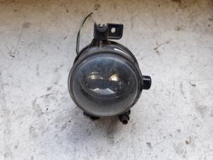Begagnade Spotlight, vänster Ford Focus 2 Wagon 1.6 16V Pris på förfrågan erbjuds av Autodemontage Joko B.V.
