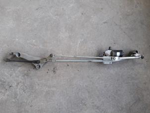 Begagnade Torkarmekanism Mercedes B (W245) 2.0 B-180 CDI 16V Pris på förfrågan erbjuds av Autodemontage Joko B.V.