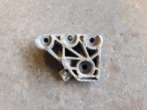 Begagnade Motorfäste Mini Mini Open (R57) 1.6 Cooper D 16V Pris på förfrågan erbjuds av Autodemontage Joko B.V.