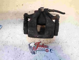 Begagnade Främre bromsok, vänster Fiat Punto Evo (199) 1.3 JTD Multijet 85 16V Pris på förfrågan erbjuds av Autodemontage Joko B.V.