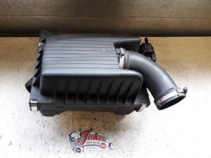 Begagnade Luftfilterhus Opel Zafira (F75) 1.8 16V Pris på förfrågan erbjuds av Autodemontage Joko B.V.