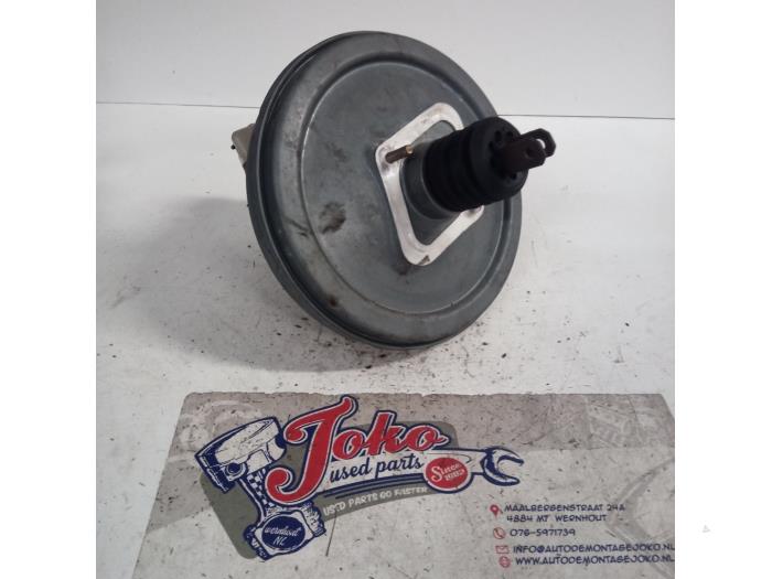 Bromsservo från en Mercedes-Benz C (W202) 2.2 C-200 CDI 16V 1998