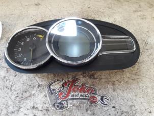Begagnade Instrumentpanel Renault Megane III Grandtour (KZ) 1.4 16V TCe 130 Pris på förfrågan erbjuds av Autodemontage Joko B.V.