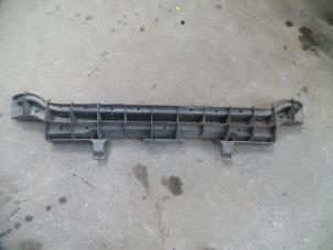 Begagnade Stötfångarram, bak Citroen Xsara Picasso (CH) 1.8 16V Pris på förfrågan erbjuds av Autodemontage Joko B.V.