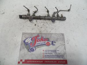 Begagnade Bränsleinsprutningsmunstycke Fiat Punto Evo (199) 1.3 JTD Multijet 85 16V Pris på förfrågan erbjuds av Autodemontage Joko B.V.