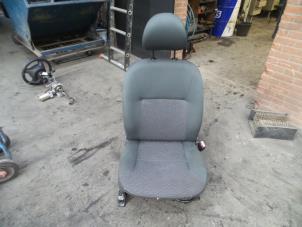 Begagnade Säte, höger Citroen Berlingo 1.6 Hdi 75 16V Phase 1 Pris på förfrågan erbjuds av Autodemontage Joko B.V.